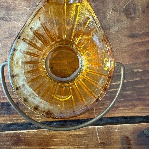 Amber Glass Miniature Depression Glass
Coal Bucket with Handle vintage - Picture 5 of 8